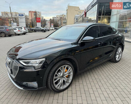 Чорний Ауді E-Tron, об'ємом двигуна 0 л та пробігом 35 тис. км за 37900 $, фото 35 на Automoto.ua