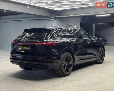 Черный Ауди E-Tron, объемом двигателя 0 л и пробегом 62 тыс. км за 36500 $, фото 5 на Automoto.ua