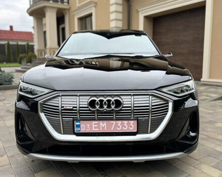 Чорний Ауді E-Tron, об'ємом двигуна 0 л та пробігом 34 тис. км за 39500 $, фото 6 на Automoto.ua