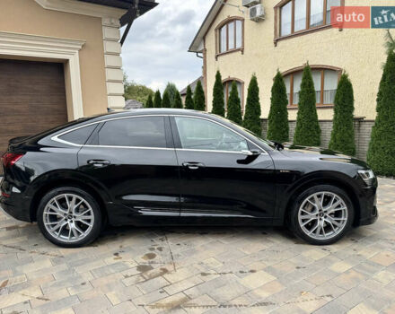 Чорний Ауді E-Tron, об'ємом двигуна 0 л та пробігом 34 тис. км за 39500 $, фото 13 на Automoto.ua