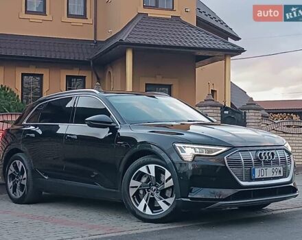 Черный Ауди E-Tron, объемом двигателя 0 л и пробегом 120 тыс. км за 35950 $, фото 9 на Automoto.ua