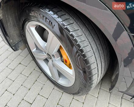 Черный Ауди E-Tron, объемом двигателя 0 л и пробегом 22 тыс. км за 37700 $, фото 16 на Automoto.ua