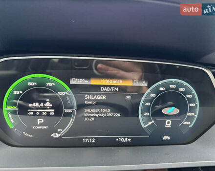 Черный Ауди E-Tron, объемом двигателя 0 л и пробегом 22 тыс. км за 37700 $, фото 57 на Automoto.ua