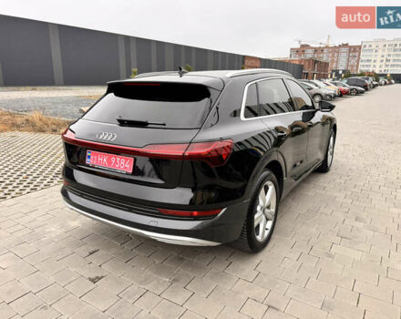 Чорний Ауді E-Tron, об'ємом двигуна 0 л та пробігом 35 тис. км за 37300 $, фото 7 на Automoto.ua