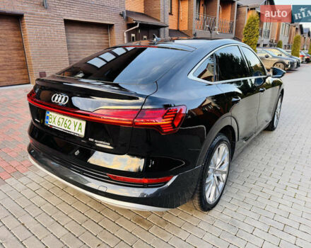 Чорний Ауді E-Tron, об'ємом двигуна 0 л та пробігом 27 тис. км за 38700 $, фото 9 на Automoto.ua