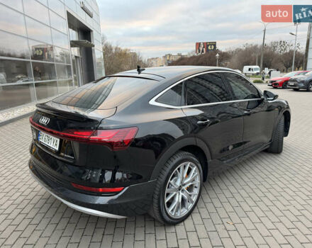 Чорний Ауді E-Tron, об'ємом двигуна 0 л та пробігом 35 тис. км за 37900 $, фото 32 на Automoto.ua