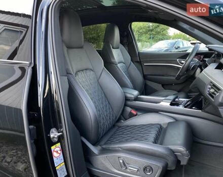 Черный Ауди E-Tron, объемом двигателя 0 л и пробегом 63 тыс. км за 49500 $, фото 120 на Automoto.ua