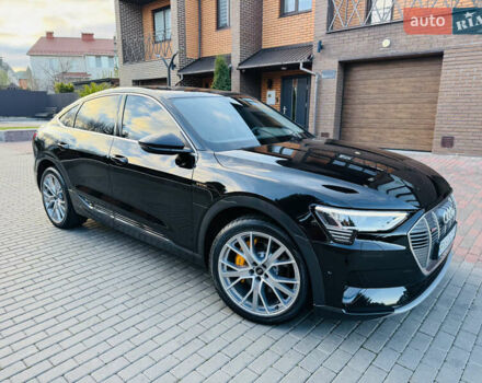 Чорний Ауді E-Tron, об'ємом двигуна 0 л та пробігом 27 тис. км за 38700 $, фото 17 на Automoto.ua