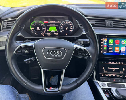 Чорний Ауді E-Tron, об'ємом двигуна 0 л та пробігом 70 тис. км за 36900 $, фото 36 на Automoto.ua