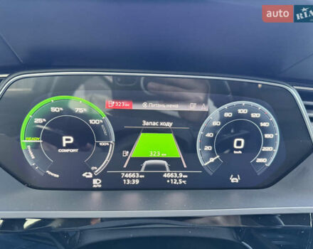 Чорний Ауді E-Tron, об'ємом двигуна 0 л та пробігом 70 тис. км за 36900 $, фото 42 на Automoto.ua