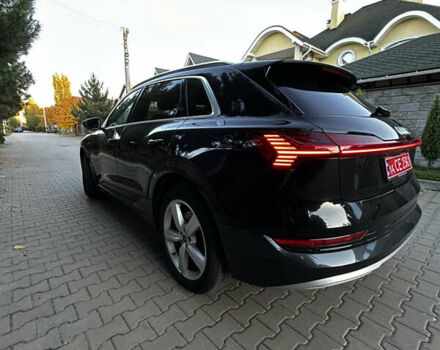 Черный Ауди E-Tron, объемом двигателя 0 л и пробегом 39 тыс. км за 36900 $, фото 12 на Automoto.ua