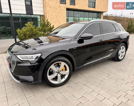 Чорний Ауді E-Tron, об'ємом двигуна 0 л та пробігом 35 тис. км за 37300 $, фото 11 на Automoto.ua