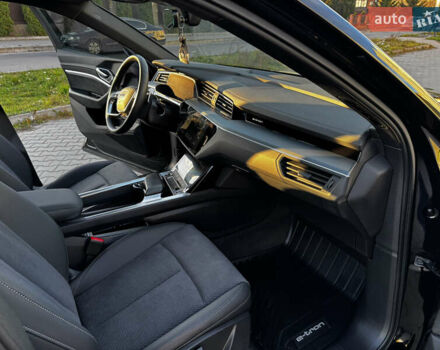 Черный Ауди E-Tron, объемом двигателя 0 л и пробегом 38 тыс. км за 37300 $, фото 28 на Automoto.ua