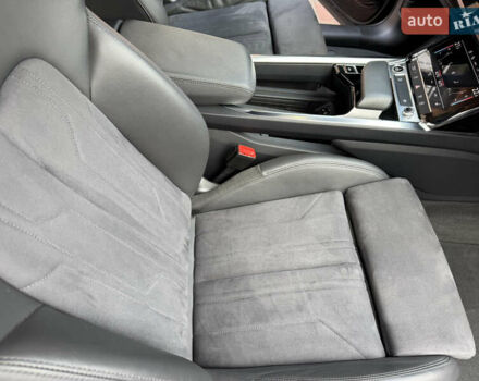 Черный Ауди E-Tron, объемом двигателя 0 л и пробегом 42 тыс. км за 38500 $, фото 17 на Automoto.ua