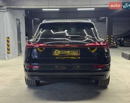 Черный Ауди E-Tron, объемом двигателя 0 л и пробегом 62 тыс. км за 36500 $, фото 4 на Automoto.ua