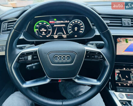 Чорний Ауді E-Tron, об'ємом двигуна 0 л та пробігом 27 тис. км за 38700 $, фото 38 на Automoto.ua