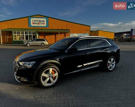 Черный Ауди E-Tron, объемом двигателя 0 л и пробегом 38 тыс. км за 37300 $, фото 21 на Automoto.ua