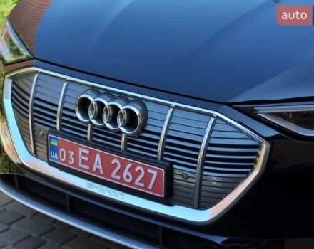Черный Ауди E-Tron, объемом двигателя 0 л и пробегом 7 тыс. км за 38000 $, фото 3 на Automoto.ua