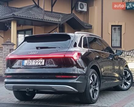 Черный Ауди E-Tron, объемом двигателя 0 л и пробегом 120 тыс. км за 35950 $, фото 22 на Automoto.ua