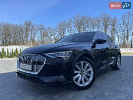 Чорний Ауді E-Tron, об'ємом двигуна 0 л та пробігом 133 тис. км за 30999 $, фото 1 на Automoto.ua