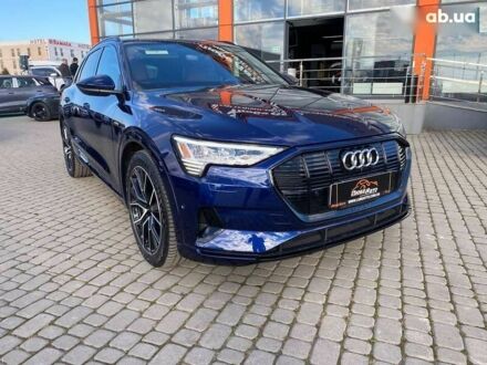 Черный Ауди E-Tron, объемом двигателя 3 л и пробегом 55 тыс. км за 34900 $, фото 1 на Automoto.ua