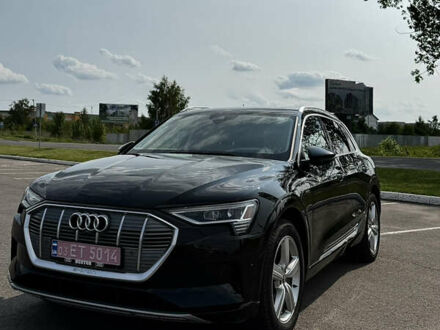 Ауди E-Tron 2019 в Луцке на Automoto.ua Черный Ауди E-Tron, объемом двигателя 0 л и пробегом 72 тыс. км за 33000 $, фото 1 на Automoto.ua