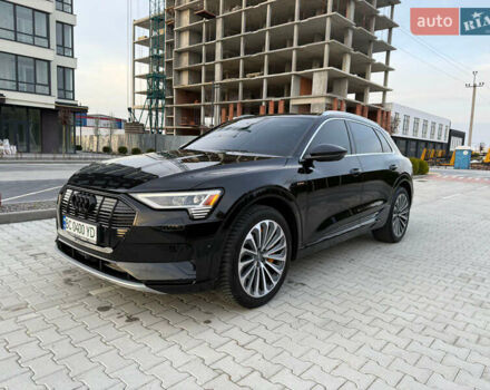 Черный Ауди E-Tron, объемом двигателя 0 л и пробегом 124 тыс. км за 35000 $, фото 1 на Automoto.ua