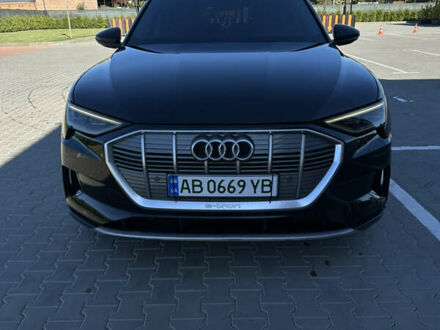 Черный Ауди E-Tron, объемом двигателя 0 л и пробегом 140 тыс. км за 27300 $, фото 1 на Automoto.ua