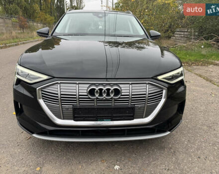 Ауді E-Tron 2019 у Одесі на Automoto.ua Чорний Ауді E-Tron, об'ємом двигуна 0 л та пробігом 151 тис. км за 27500 $, фото 1 на Automoto.ua