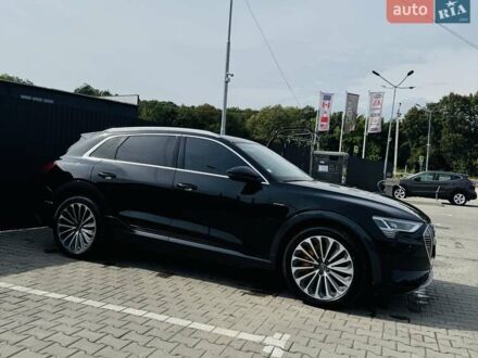 Чорний Ауді E-Tron, об'ємом двигуна 0 л та пробігом 40 тис. км за 37900 $, фото 1 на Automoto.ua
