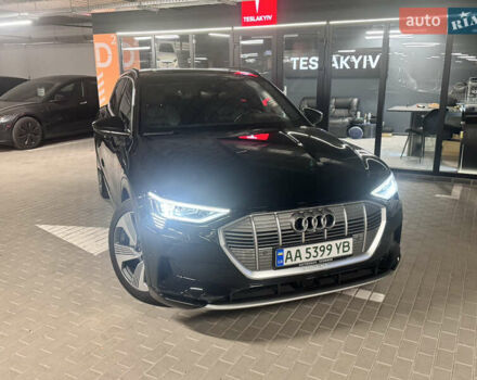 Черный Ауди E-Tron, объемом двигателя 0 л и пробегом 140 тыс. км за 31900 $, фото 1 на Automoto.ua