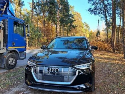 Чорний Ауді E-Tron, об'ємом двигуна 0 л та пробігом 138 тис. км за 23900 $, фото 1 на Automoto.ua