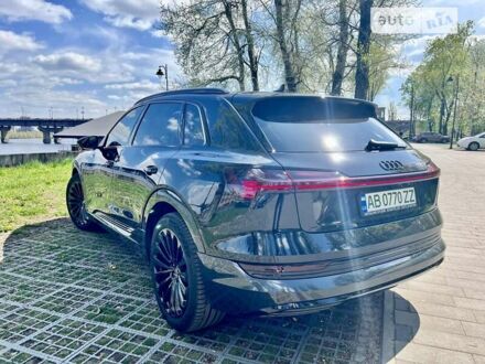 Чорний Ауді E-Tron, об'ємом двигуна 0 л та пробігом 88 тис. км за 43900 $, фото 1 на Automoto.ua