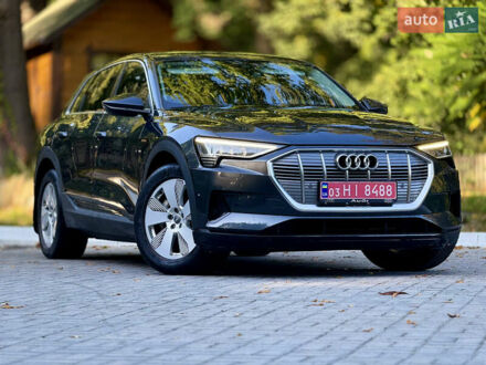 Ауди E-Tron 2019 в Трускавце на Automoto.ua Черный Ауди E-Tron, объемом двигателя 0 л и пробегом 128 тыс. км за 28200 $, фото 1 на Automoto.ua
