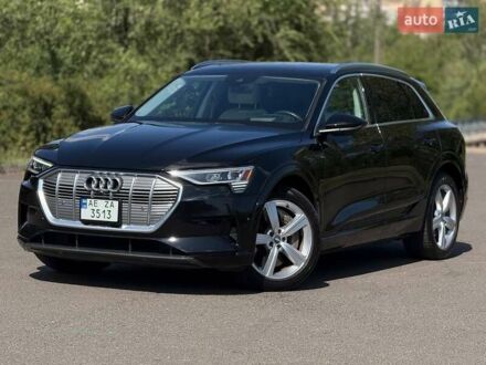 Ауді E-Tron 2019 у Кривому Розі на Automoto.ua Чорний Ауді E-Tron, об'ємом двигуна 0 л та пробігом 75 тис. км за 31000 $, фото 1 на Automoto.ua