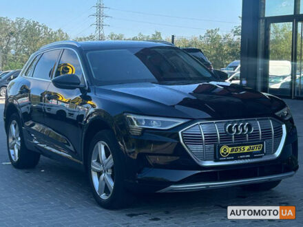 Ауди E-Tron 2019 в Черновцах на Automoto.ua Черный Ауди E-Tron, объемом двигателя 95 л и пробегом 173 тыс. км за 28000 $, фото 1 на Automoto.ua