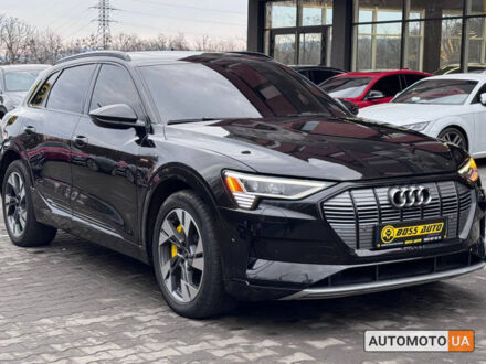Ауди E-Tron 2020 в Черновцах на Automoto.ua Черный Ауди E-Tron, объемом двигателя 95 л и пробегом 68 тыс. км за 29500 $, фото 1 на Automoto.ua