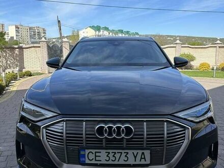 Чорний Ауді E-Tron, об'ємом двигуна 0 л та пробігом 78 тис. км за 32000 $, фото 1 на Automoto.ua