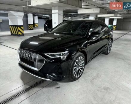 Чорний Ауді E-Tron, об'ємом двигуна 0 л та пробігом 95 тис. км за 30900 $, фото 1 на Automoto.ua