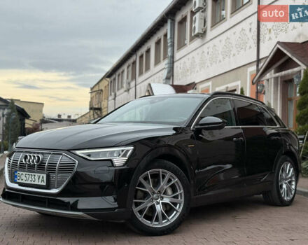 Чорний Ауді E-Tron, об'ємом двигуна 0 л та пробігом 51 тис. км за 31499 $, фото 1 на Automoto.ua