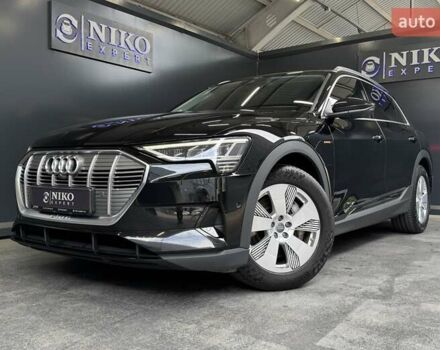 Чорний Ауді E-Tron, об'ємом двигуна 0 л та пробігом 55 тис. км за 32000 $, фото 1 на Automoto.ua