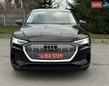 Черный Ауди E-Tron, объемом двигателя 0 л и пробегом 175 тыс. км за 22800 $, фото 1 на Automoto.ua