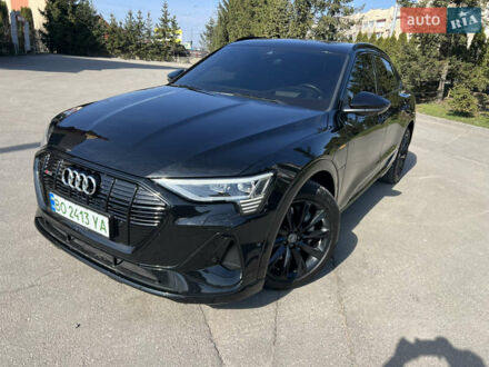 Чорний Ауді E-Tron, об'ємом двигуна 0 л та пробігом 52 тис. км за 39999 $, фото 1 на Automoto.ua
