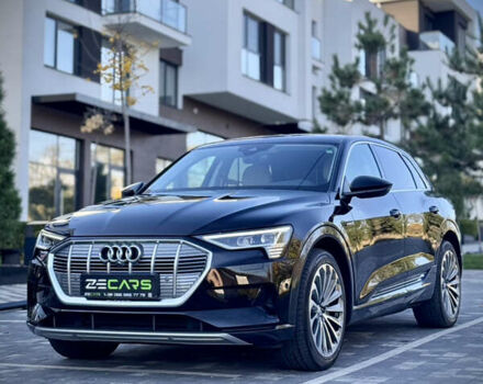 Чорний Ауді E-Tron, об'ємом двигуна 0 л та пробігом 72 тис. км за 29900 $, фото 1 на Automoto.ua