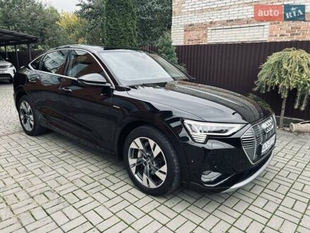 Ауди E-Tron 2020 в Луцке на Automoto.ua Черный Ауди E-Tron, объемом двигателя 0 л и пробегом 73 тыс. км за 35000 $, фото 1 на Automoto.ua