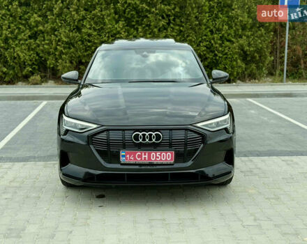 Чорний Ауді E-Tron, об'ємом двигуна 0 л та пробігом 101 тис. км за 29900 $, фото 1 на Automoto.ua