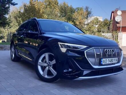 Ауді E-Tron 2020 у Мукачеве на Automoto.ua Чорний Ауді E-Tron, об'ємом двигуна 0 л та пробігом 28 тис. км за 45908 $, фото 1 на Automoto.ua