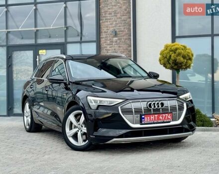 Черный Ауди E-Tron, объемом двигателя 0 л и пробегом 130 тыс. км за 22300 $, фото 1 на Automoto.ua