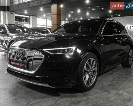 Черный Ауди E-Tron, объемом двигателя 0 л и пробегом 32 тыс. км за 36000 $, фото 1 на Automoto.ua