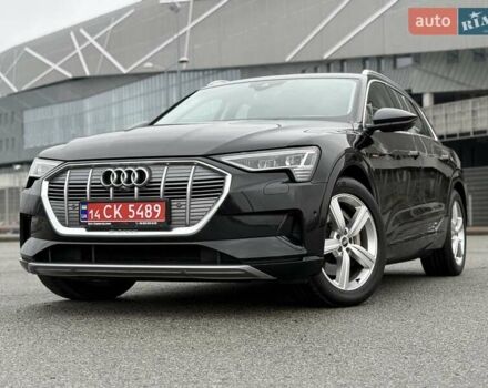 Чорний Ауді E-Tron, об'ємом двигуна 0 л та пробігом 109 тис. км за 27900 $, фото 1 на Automoto.ua